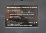 Зарядний пристрій для акумулятора IDEAL PRAKTIK CHARGER 4 LCD (12706)