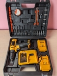 Професійний шуруповерт DW DCD771 з інструментом,2 Акум.24V,5A(13142)